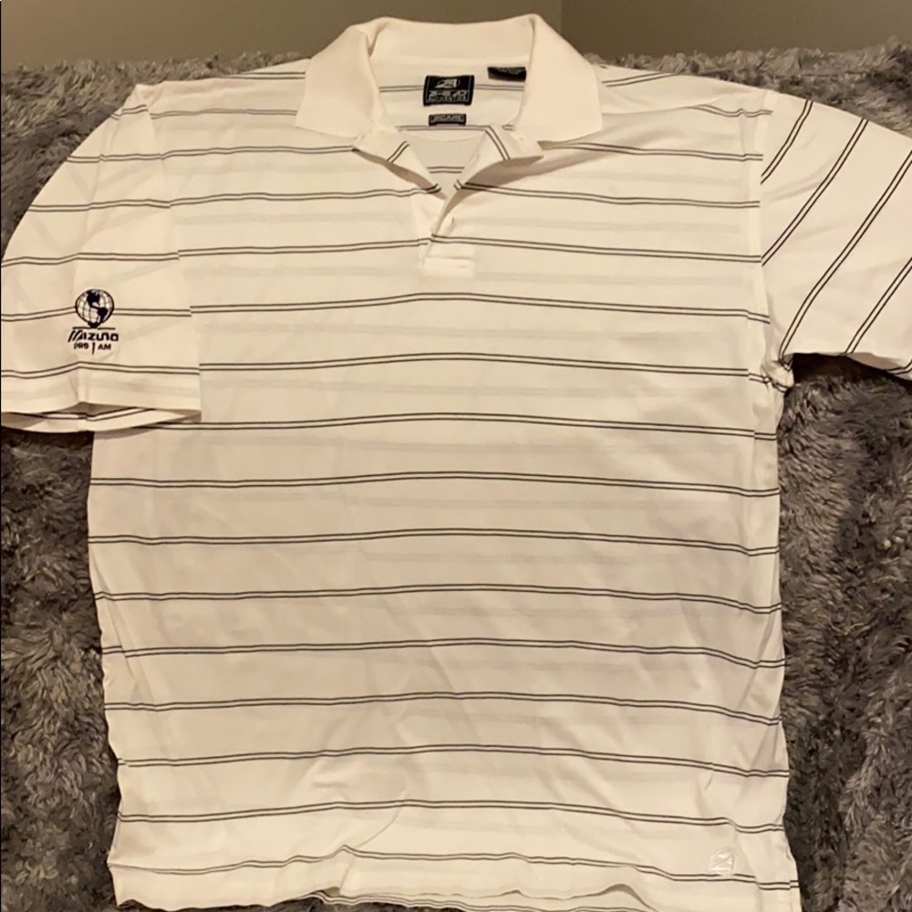 Men’s golf shirt